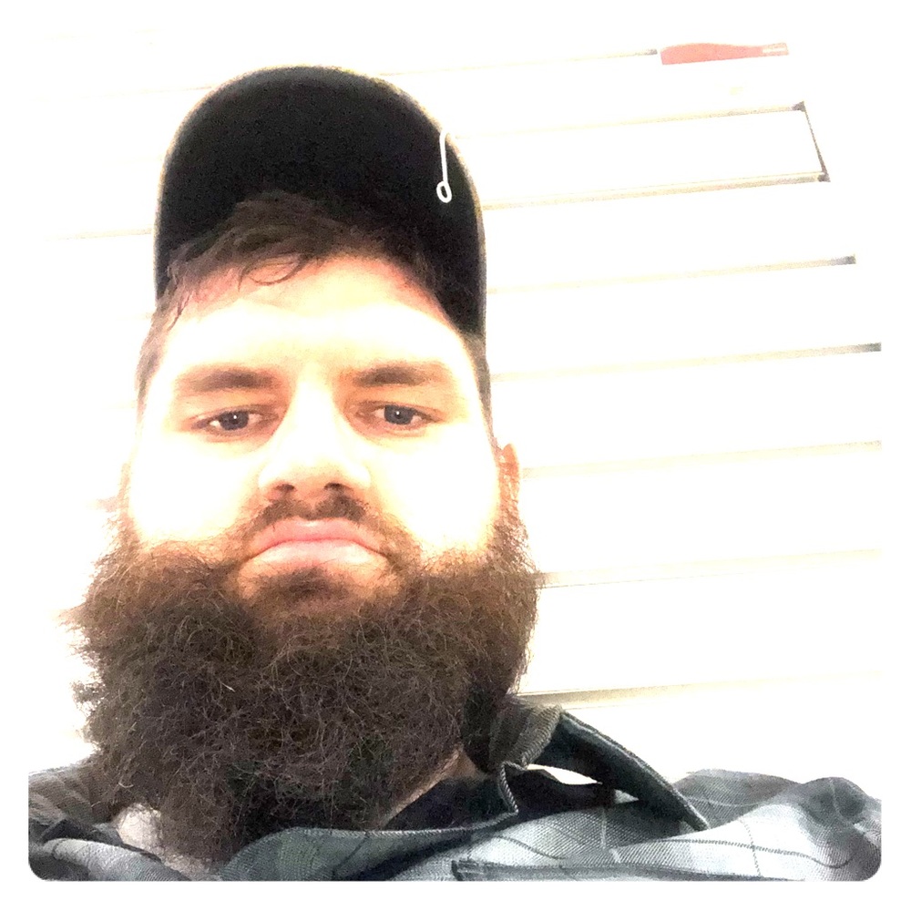 Meet your Posher, Dustin